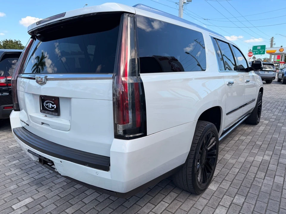 2016 Cadillac Escalade 4th Gen - Image 9 of 21