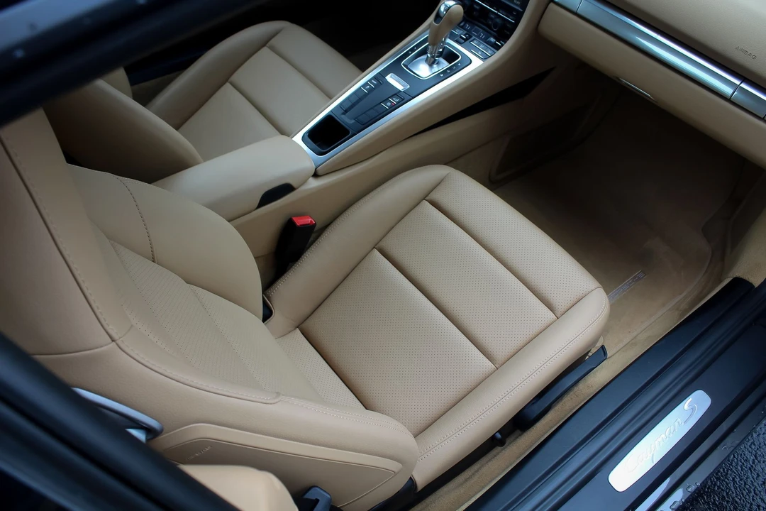2016 Porsche 981 Cayman S - Image 16 of 18