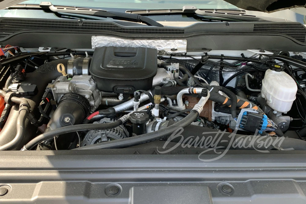 2016 Chevrolet Silverado Heavy Duty 3rd Gen - Image 2 of 9