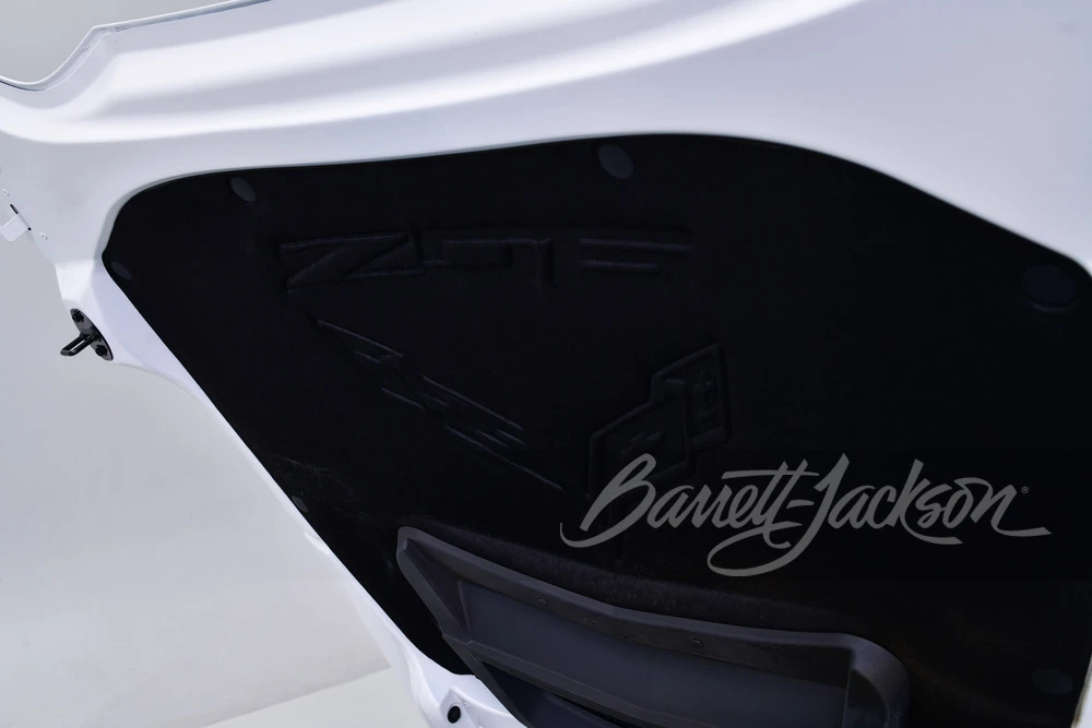 2016 Chevrolet Corvette C7 Z06 - Image 22 of 31