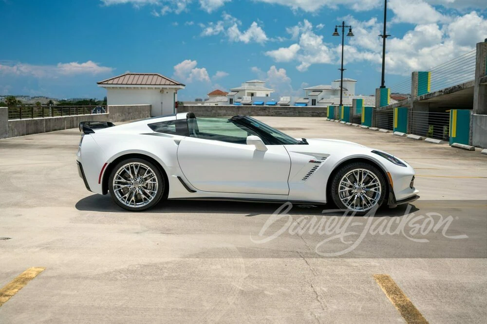 2016 Chevrolet Corvette C7 Z06 - Image 17 of 28