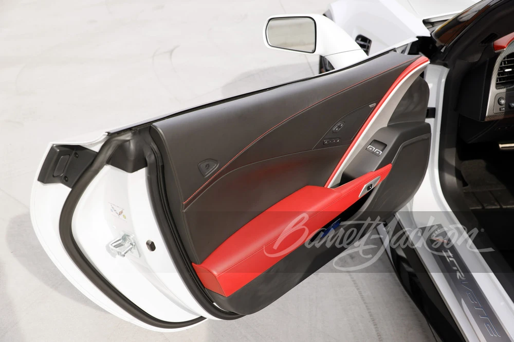 2016 Chevrolet Corvette C7 Z06 - Image 9 of 31