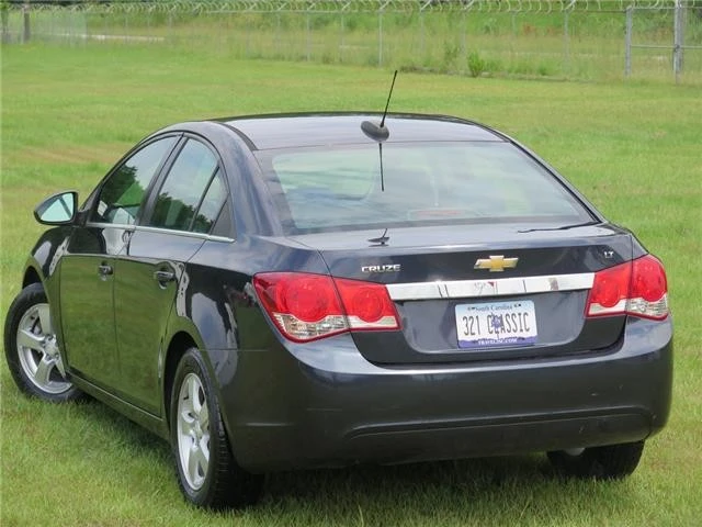 2016 Chevrolet Cruze - Image 2 of 4
