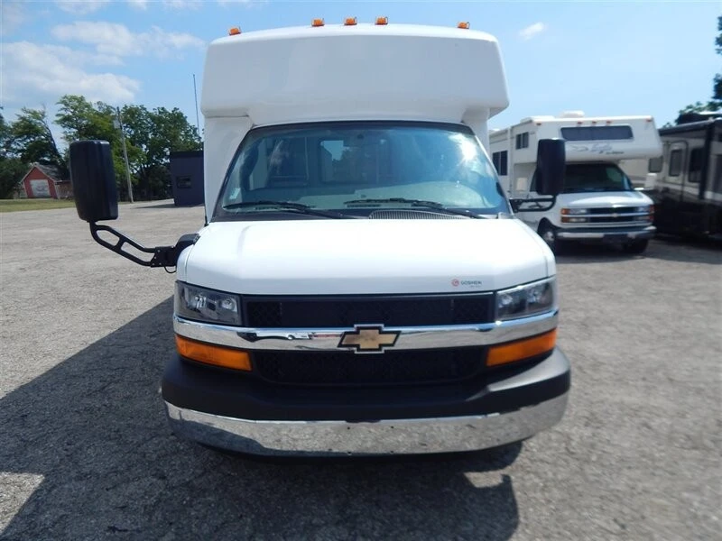 2016 Chevrolet Express - Image 4 of 21