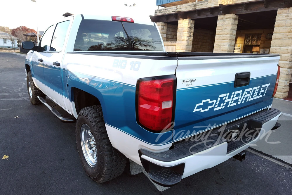 2016 Chevrolet Silverado 3rd Gen - Image 2 of 15