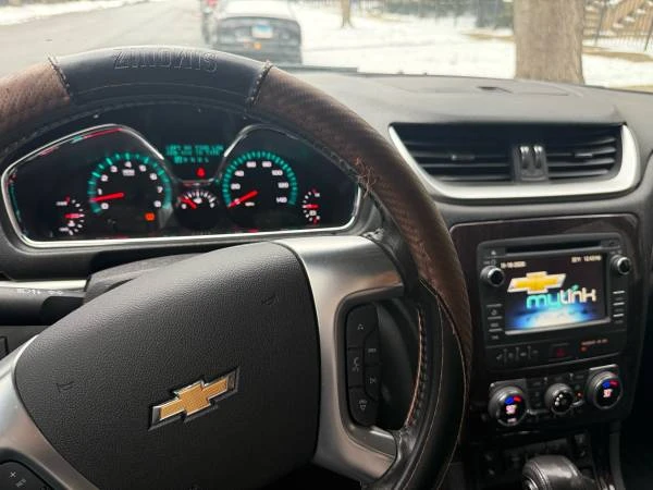 2016 Chevrolet Traverse - Image 7 of 8