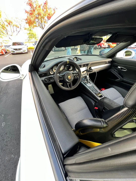 2016 Porsche 991 GT3 - Image 5 of 8