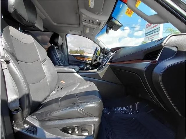 2016 Cadillac Escalade 4th Gen - Image 10 of 17