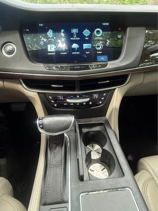2016 Cadillac CT6 - Image 15 of 20