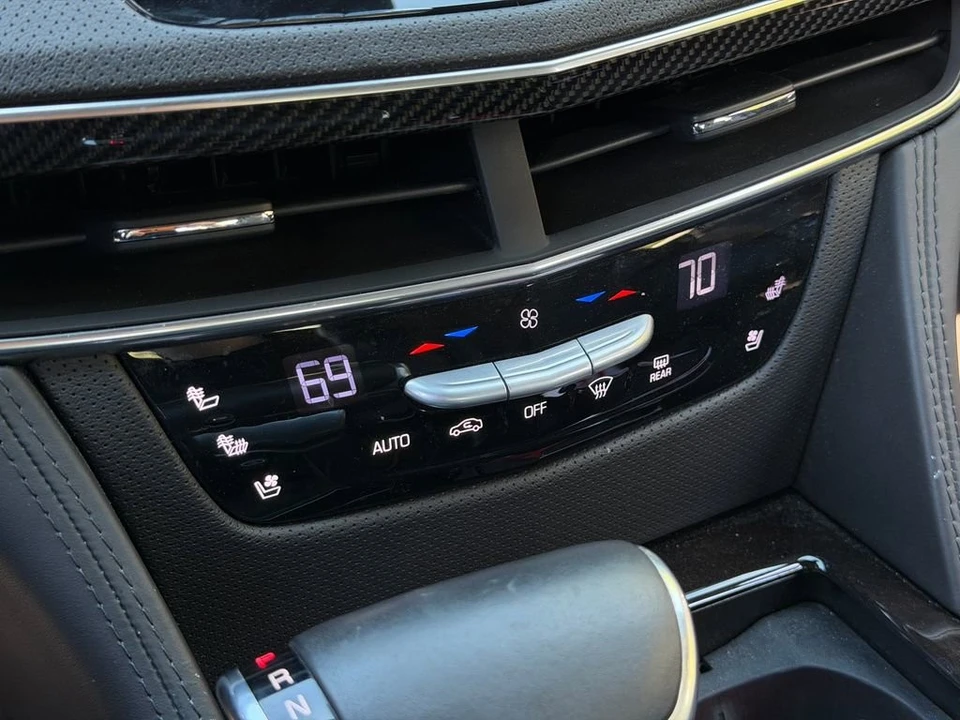 2016 Cadillac CT6 - Image 11 of 21