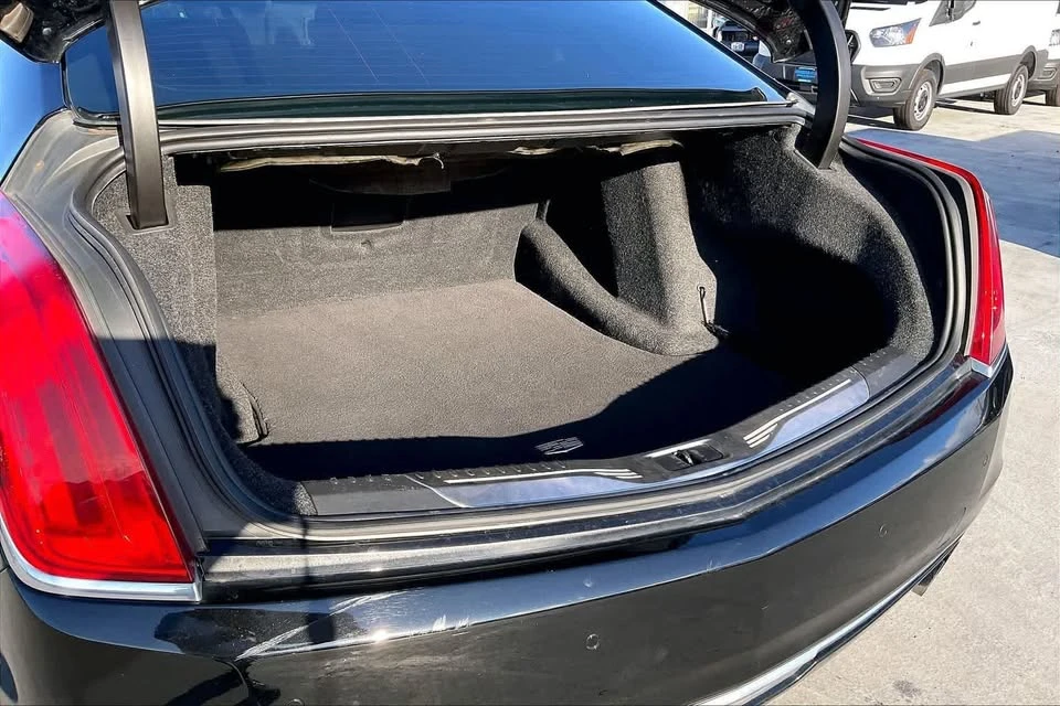 2016 Cadillac CT6 - Image 16 of 20