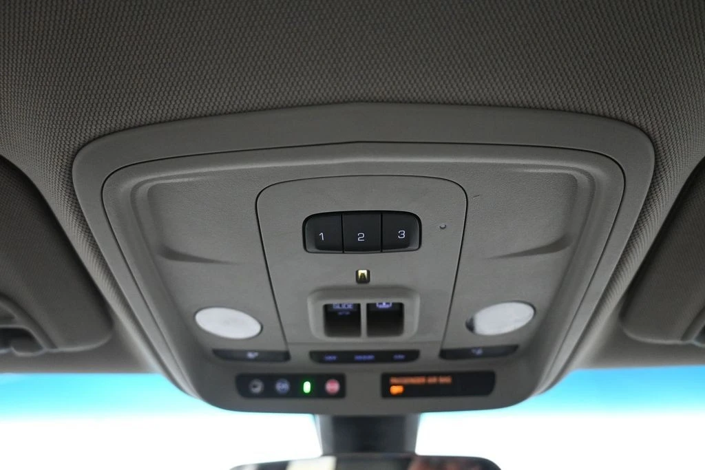 2016 Cadillac CTS 3rd Gen - Image 20 of 31