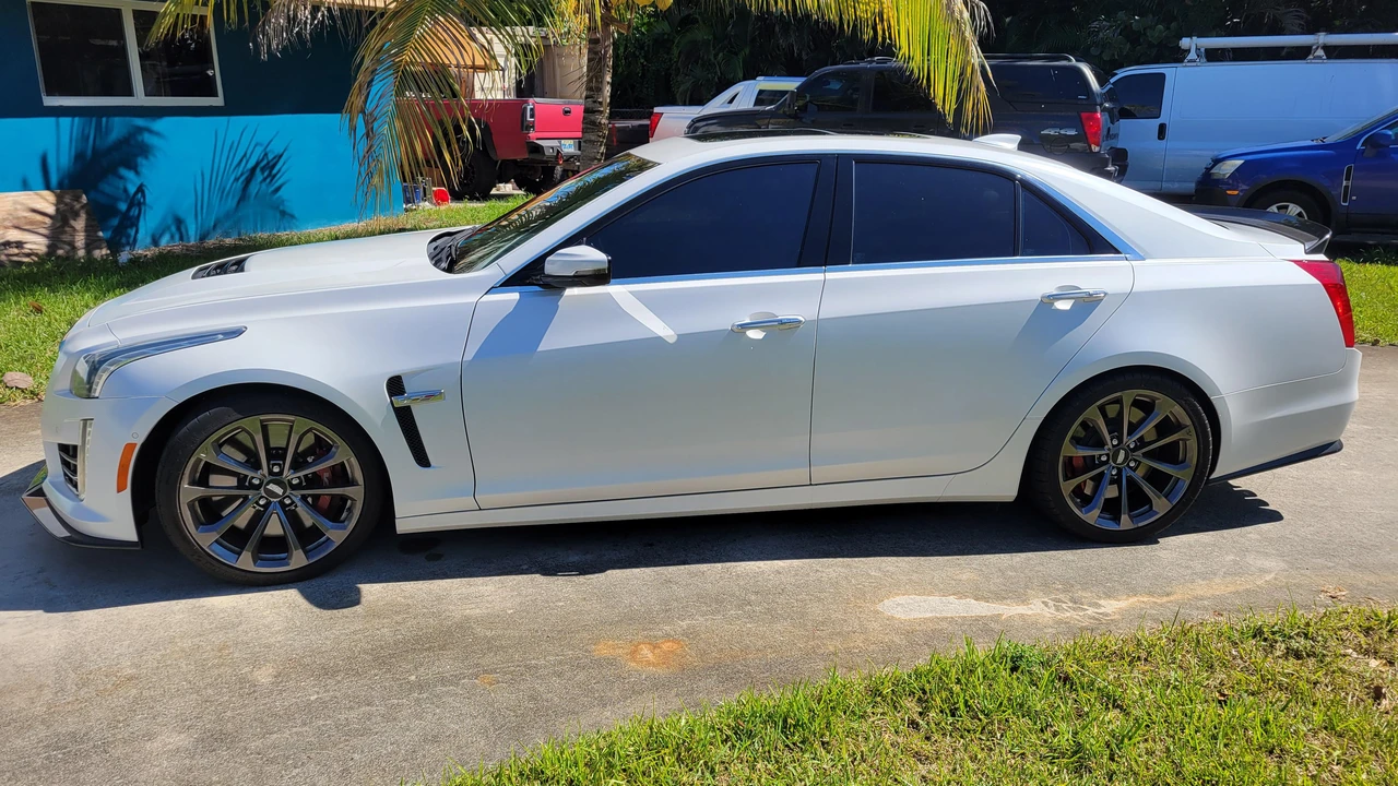 2016 Cadillac CTS-V 3rd Gen - Image 11 of 31