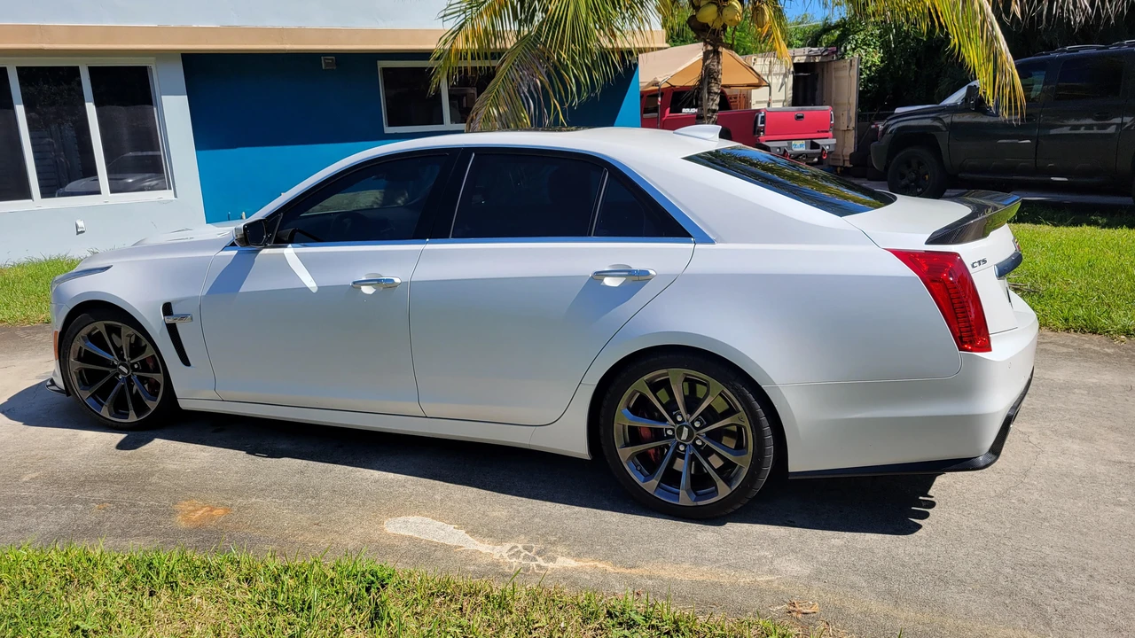 2016 Cadillac CTS-V 3rd Gen - Image 12 of 31