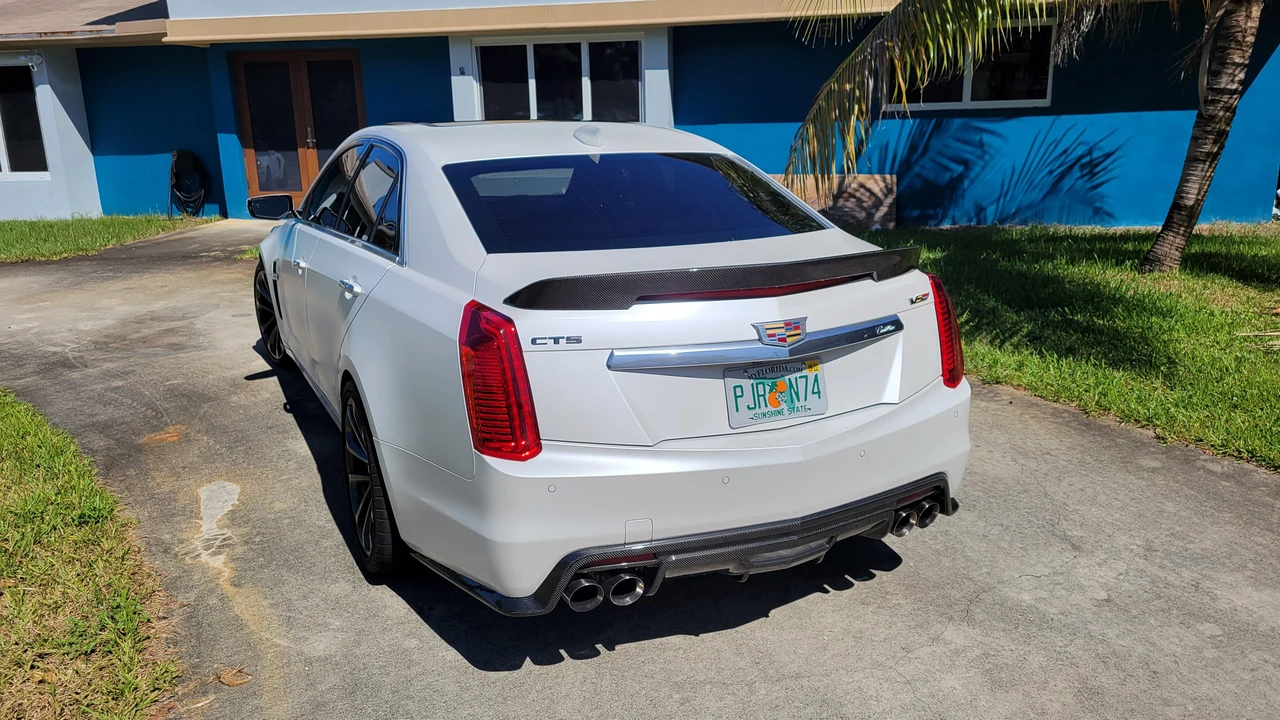 2016 Cadillac CTS-V 3rd Gen - Image 14 of 31