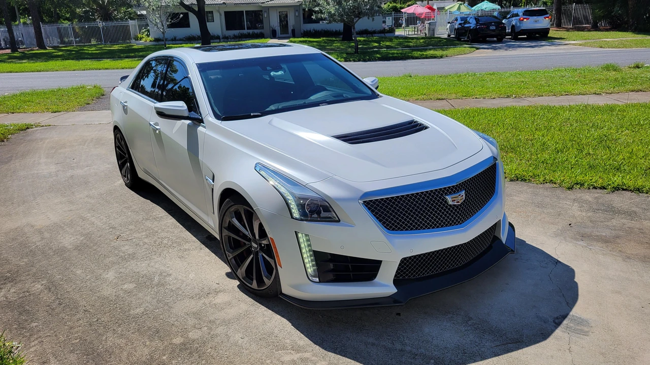 2016 Cadillac CTS-V 3rd Gen - Image 24 of 31