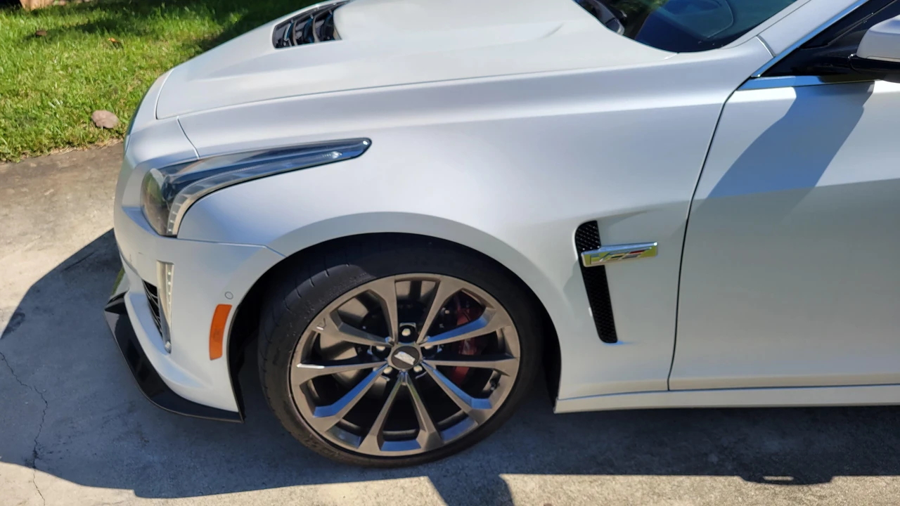 2016 Cadillac CTS-V 3rd Gen - Image 30 of 31