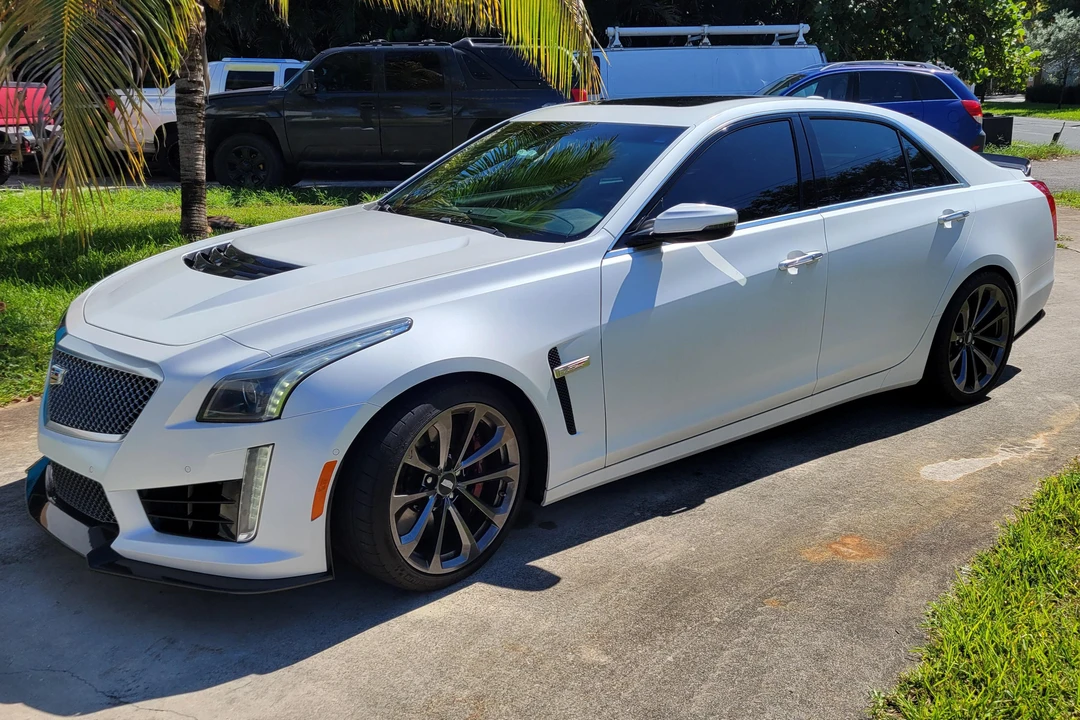 2016 Cadillac CTS-V 3rd Gen - Image 3 of 31