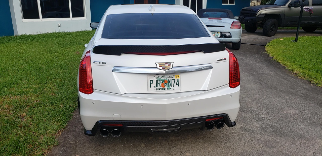 2016 Cadillac CTS-V 3rd Gen - Image 15 of 31