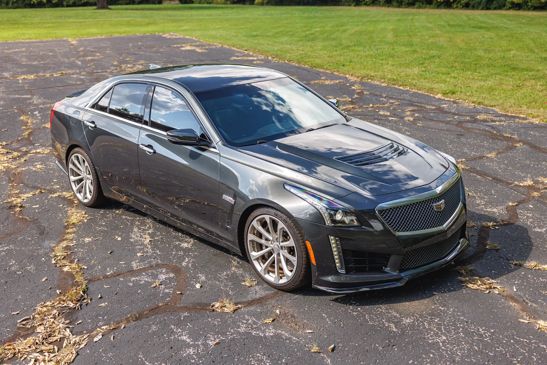2016 Cadillac CTS-V 3rd Gen - Image 3 of 31