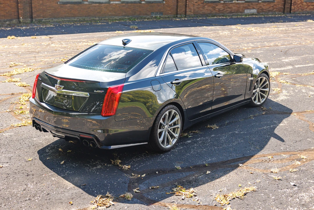2016 Cadillac CTS-V 3rd Gen - Image 18 of 31