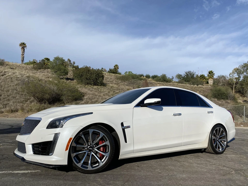 2016 Cadillac CTS-V 3rd Gen - Image 17 of 31