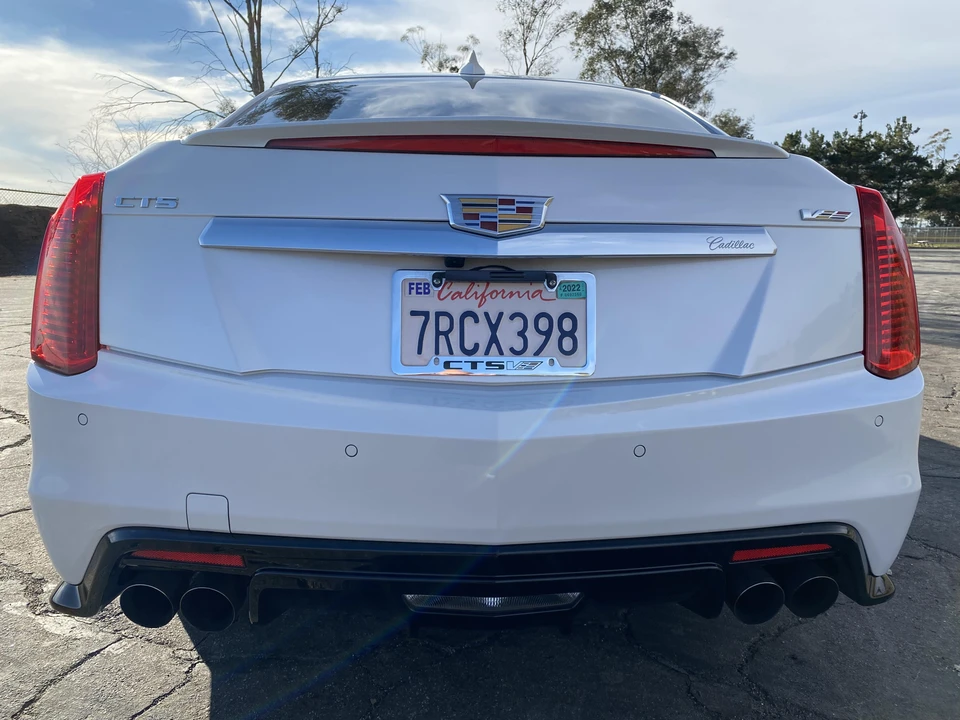 2016 Cadillac CTS-V 3rd Gen - Image 18 of 31