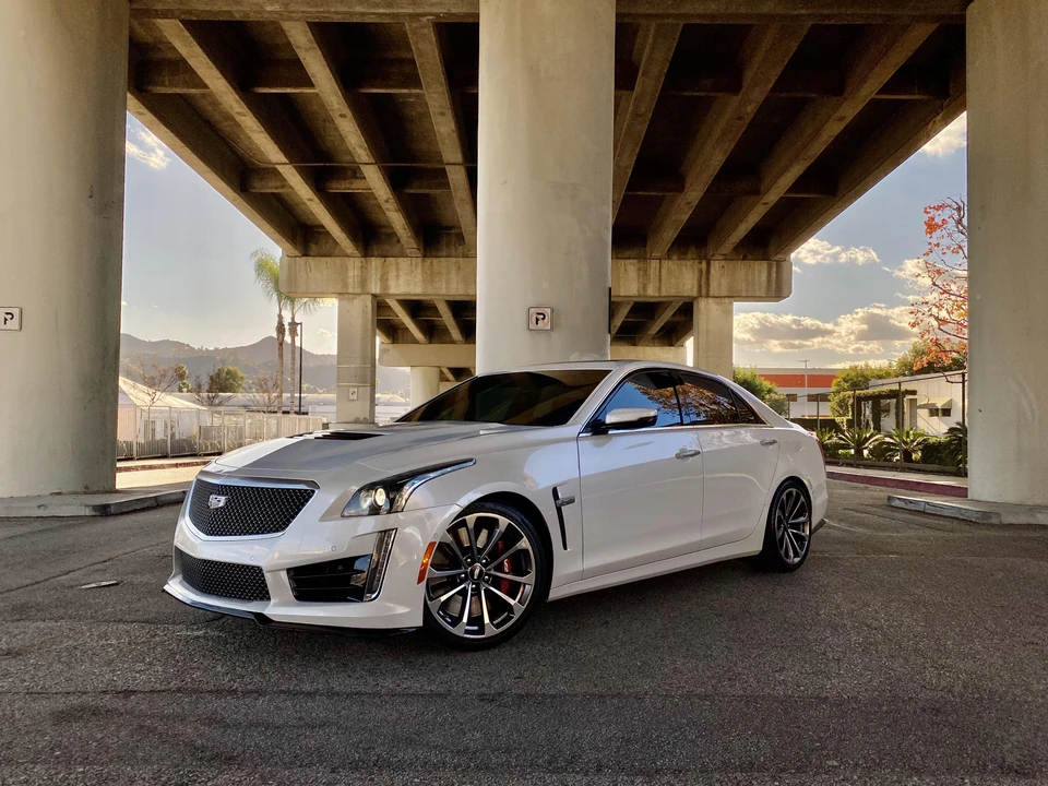 2016 Cadillac CTS-V 3rd Gen - Image 16 of 31