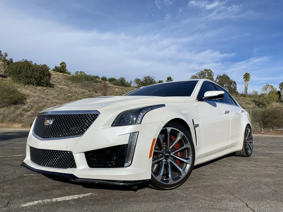2016 Cadillac CTS-V 3rd Gen - Image 15 of 31