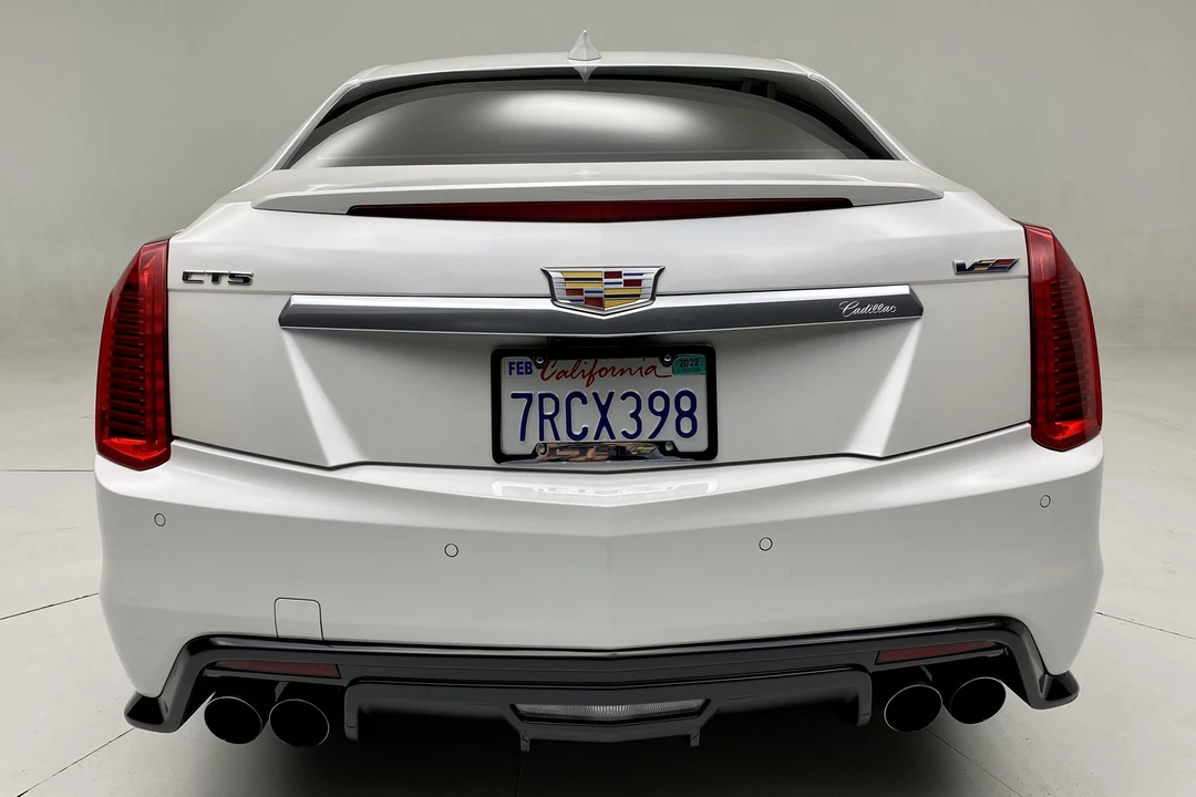 2016 Cadillac CTS-V 3rd Gen - Image 5 of 31