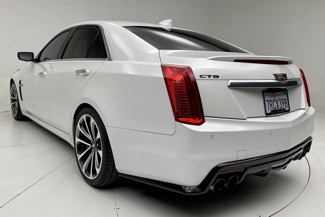 2016 Cadillac CTS-V 3rd Gen - Image 4 of 31