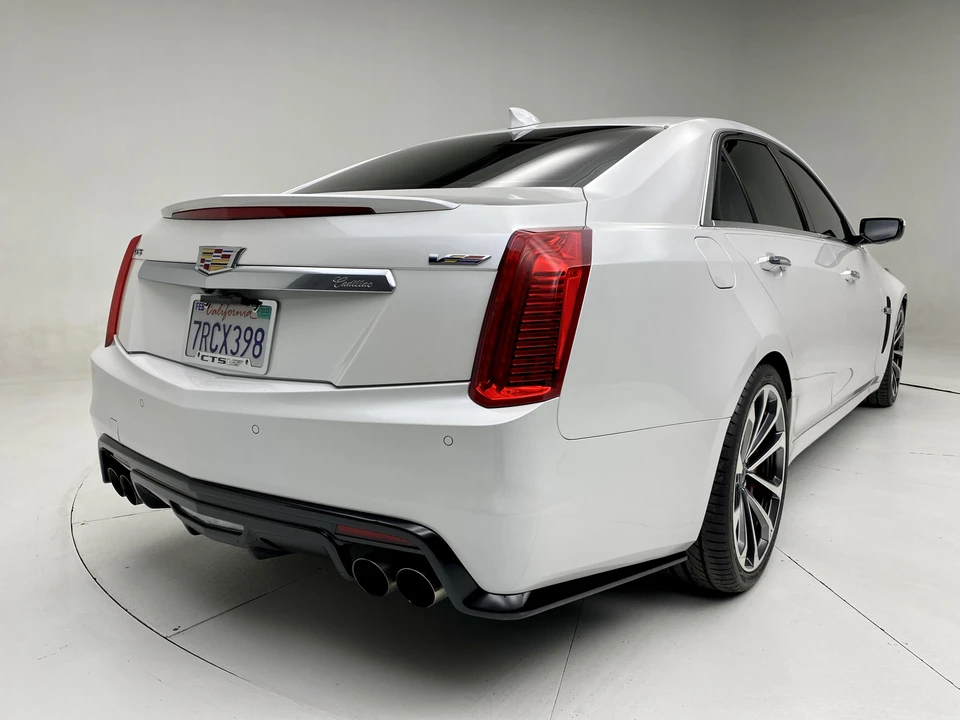 2016 Cadillac CTS-V 3rd Gen - Image 9 of 31