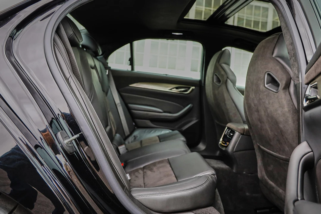 2016 Cadillac CTS-V 3rd Gen - Image 27 of 30