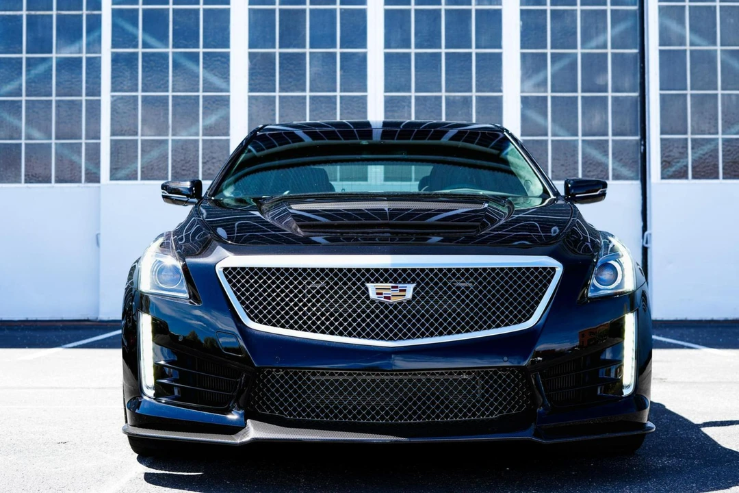 2016 Cadillac CTS-V 3rd Gen - Image 2 of 30