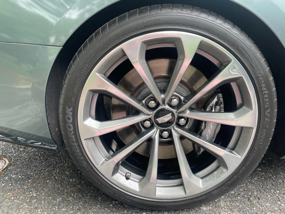 2016 Cadillac CTS-V 3rd Gen - Image 26 of 31