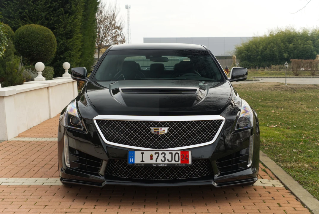 2016 Cadillac CTS-V 3rd Gen - Image 10 of 31
