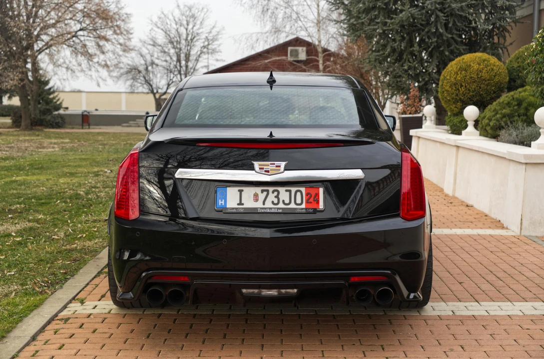 2016 Cadillac CTS-V 3rd Gen - Image 6 of 31