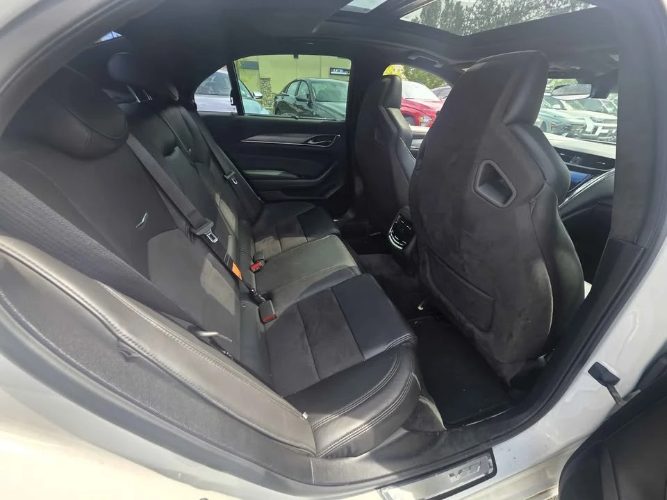 2016 Cadillac CTS-V 3rd Gen - Image 9 of 20