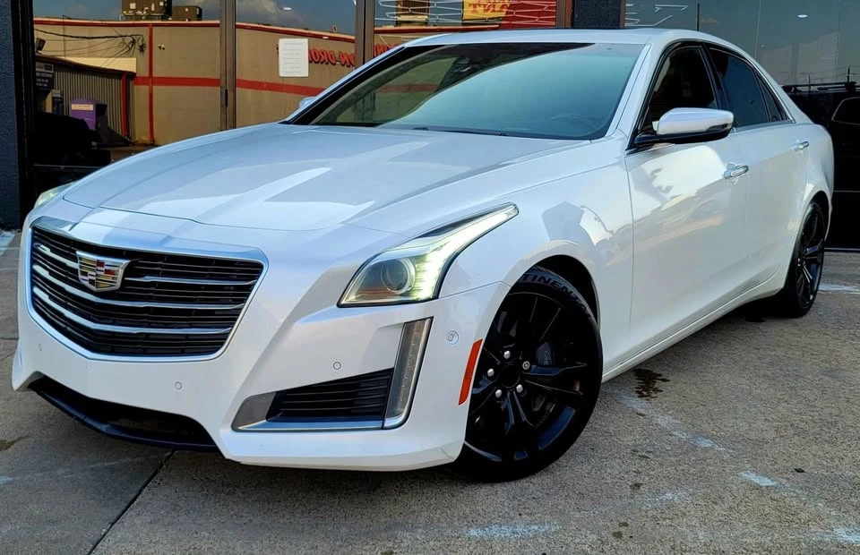 2016 Cadillac CTS-V 3rd Gen - Image 2 of 20