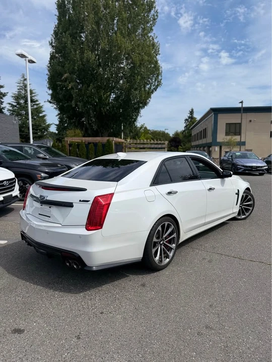2016 Cadillac CTS-V 3rd Gen - Image 4 of 11