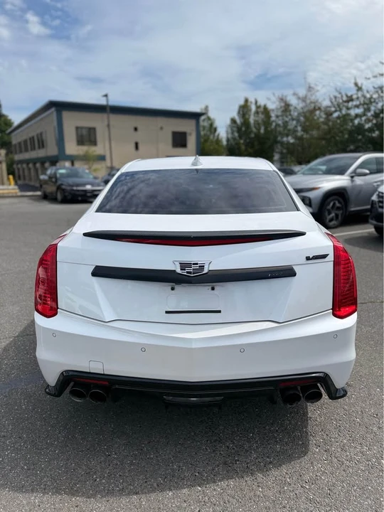 2016 Cadillac CTS-V 3rd Gen - Image 5 of 11
