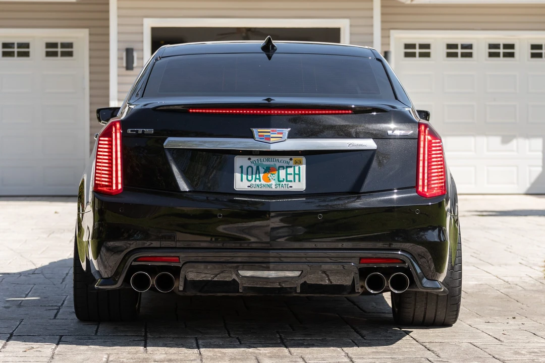 2016 Cadillac CTS-V 3rd Gen - Image 19 of 31