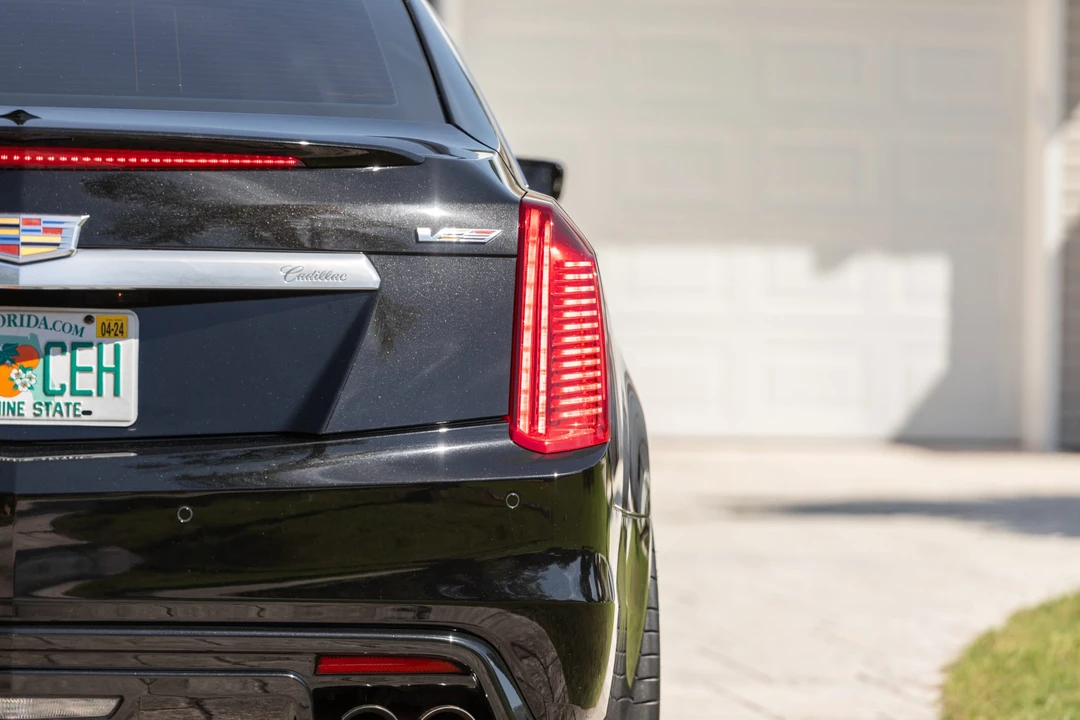 2016 Cadillac CTS-V 3rd Gen - Image 20 of 31