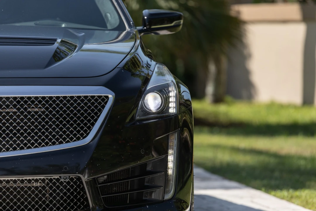 2016 Cadillac CTS-V 3rd Gen - Image 17 of 31