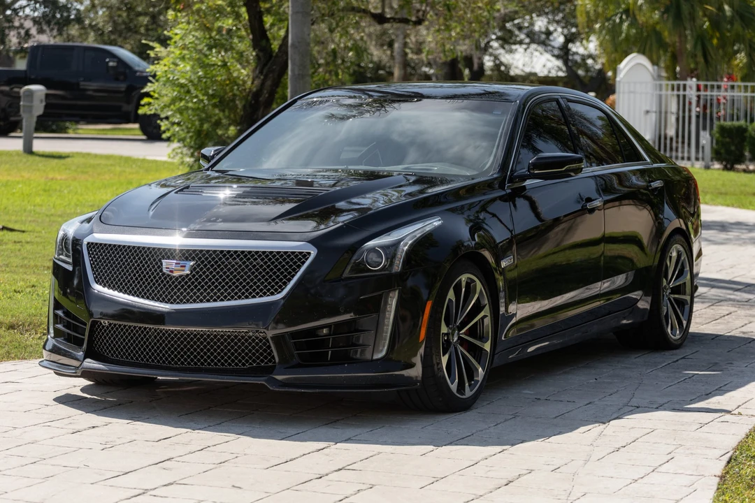 2016 Cadillac CTS-V 3rd Gen - Image 2 of 31