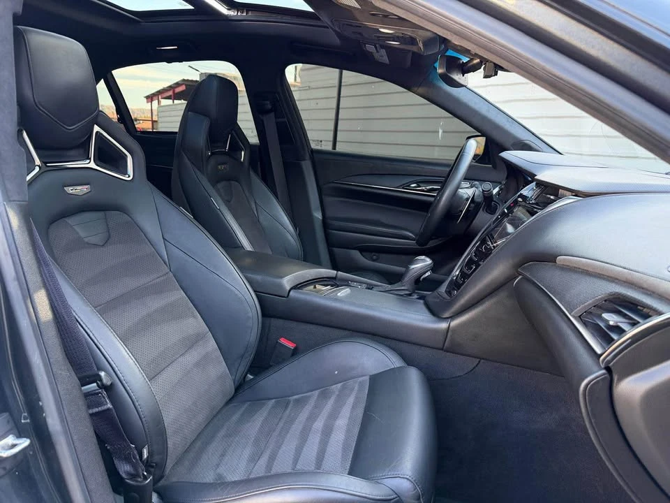 2016 Cadillac CTS-V 3rd Gen - Image 9 of 11