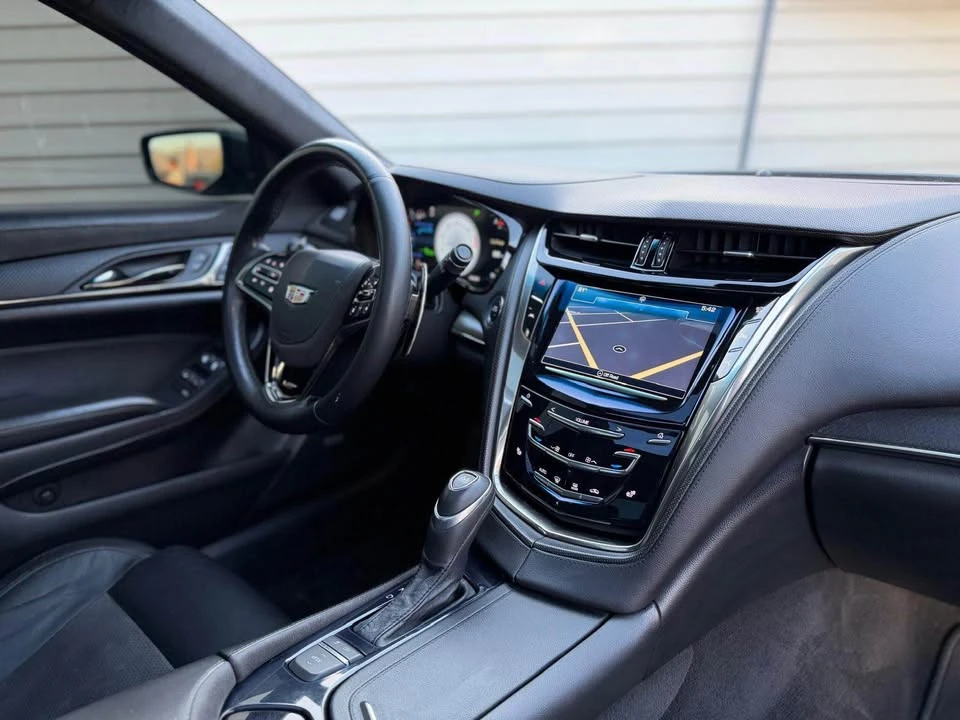 2016 Cadillac CTS-V 3rd Gen - Image 8 of 11