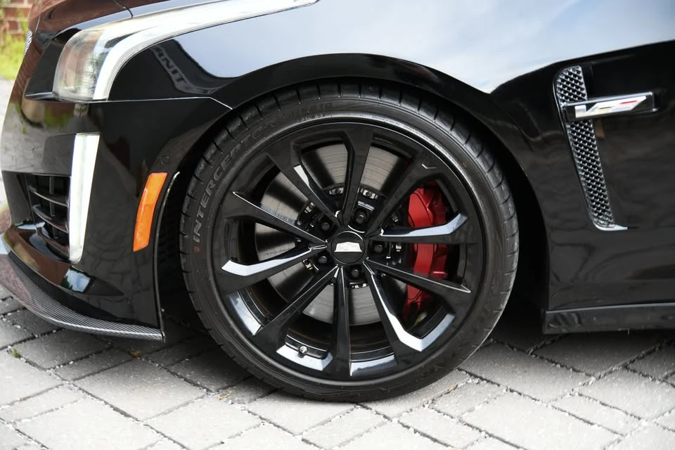 2016 Cadillac CTS-V 3rd Gen - Image 5 of 20