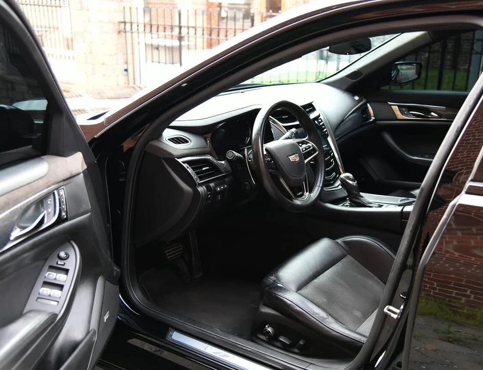 2016 Cadillac CTS-V 3rd Gen - Image 19 of 20