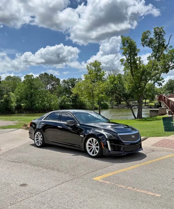 2016 Cadillac CTS-V 3rd Gen - Image 3 of 9